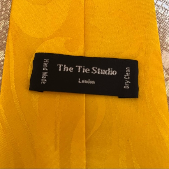 Unique!! The Tie Studio London“ See No Evil” monkeys, attention grabber! - Picture 4 of 4